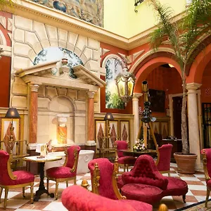 4* Hotell Ateneo